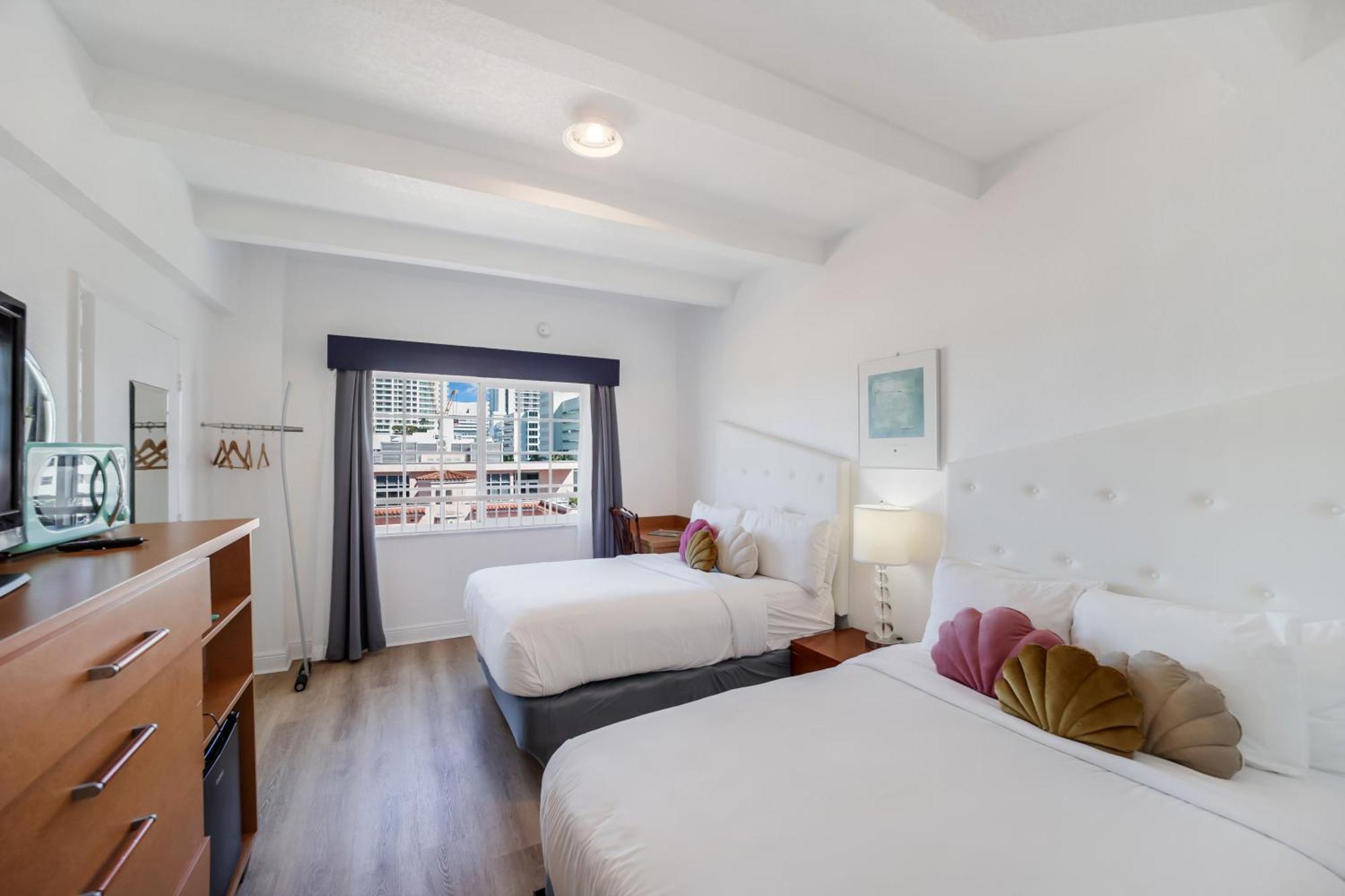 Ocean Spray Hotel Miami Beach Eksteriør billede