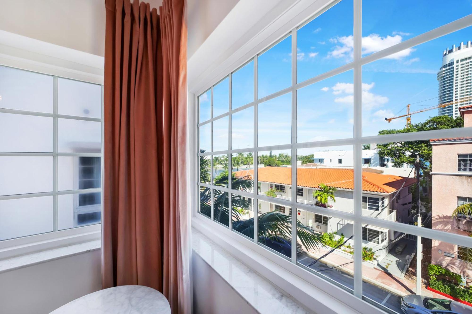 Ocean Spray Hotel Miami Beach Eksteriør billede